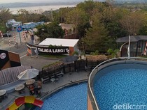Talaga Langit, Berenang Sambil Lihat Panorama Setupatok Cirebon