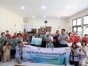 Sambut Natal, Perokris PLN Serahkan Bantuan ke 6 Panti di Jabodetabek