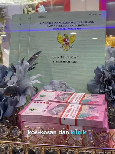 Seserahan mewah di Pati, Jawa Tengah viral. Mulai dari motor, mobil, uang tunai, sertifikat rumah, dan indekos.