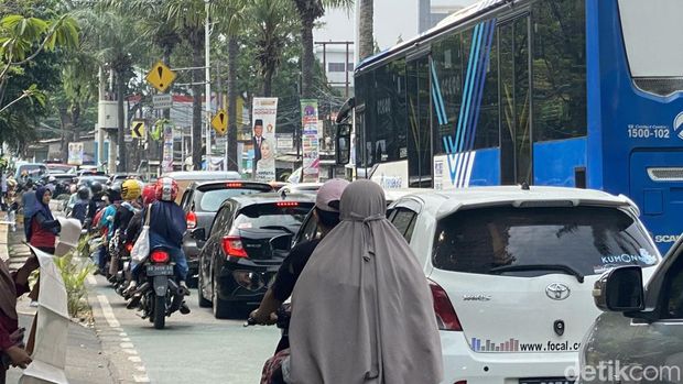 Suasana kawasan Ragunan pukul 09.56 WIB. (Devi/detikcom)