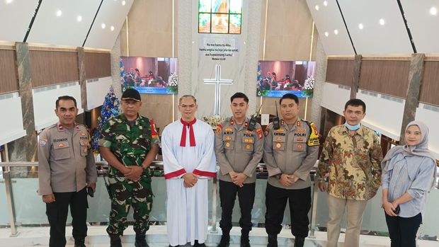 Video Ucapan Selamat Natal Kapolri Ditayangkan di Seluruh Gereja Setiabudi Jaksel
