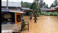 Banjir-Longsor Terjang Lima Puluh Kota Sumbar, 1 Pengendara Tewas