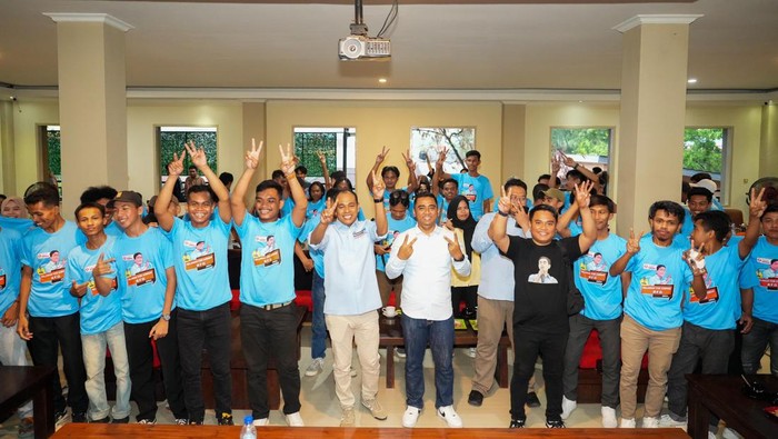 Barisan Relawan For Gibran (RFG) Sulawesi Tenggara (Sultra) menggelar silaturahmi dan konsolidasi pemenangan Prabowo-Gibran.