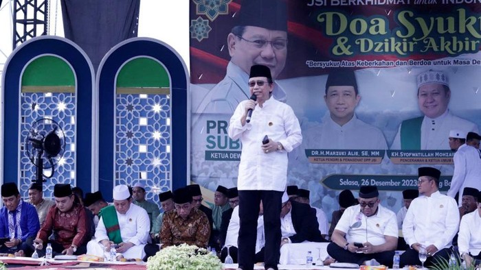 Ribuan jamaah Jaringan Santri Indonesia (JSI) Provinsi Jambi menghadiri kegiatan Do'a Syukur & Dzikir Akhir Tahun 2023 di eks Arena MTQ Jambi, Selasa (26/12/2023).