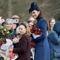 Kate Middleton mengenakan pakaian monokrom biru untuk kebaktian hari Natal di SandringhamFoto: dok. Instagram