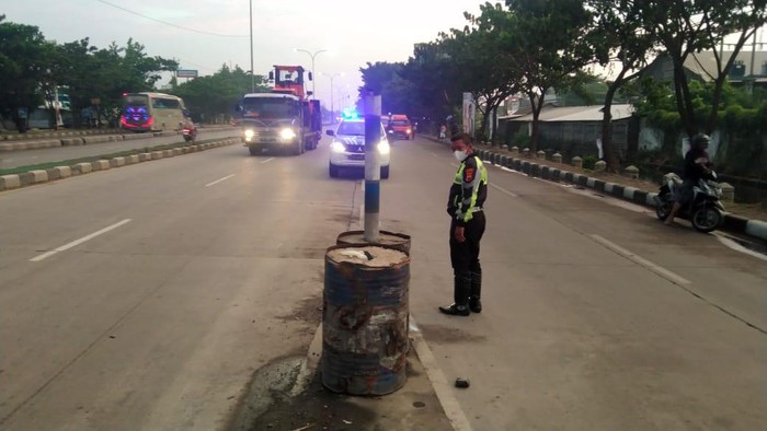 Lokasi ABG tewas tabrak pembatas jalan di Jalan Kaligawe, Semarang, Selasa (26/12/2023).