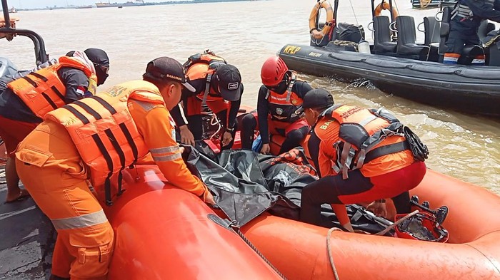 Nakhoda tug boat yang sempat hilang ditemukan tewas