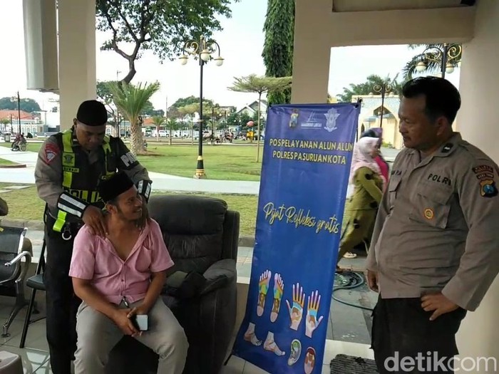 Pijat Gratis di Posyan Naratu Pasuruan