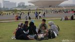 Suasana Libur Natal di Monas yang Kian Ramai