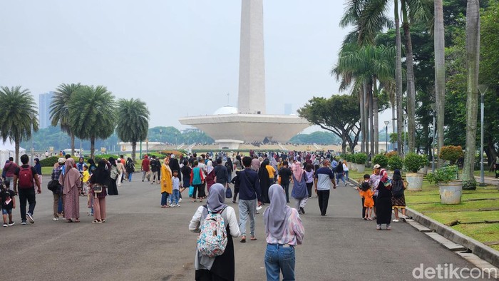 Suasana Monas di hari terakhir libur Natal, Selasa (26/12/20230 pagi.