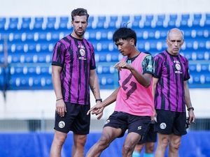 Arema FC Cari 2 Lawan Uji Coba Selama Jeda Kompetisi Liga 1