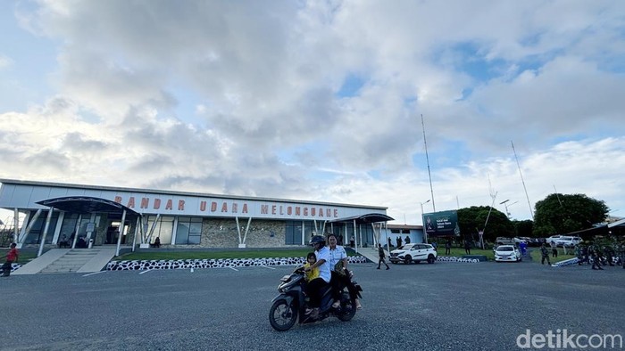 Bandara Melonguane di Talaud