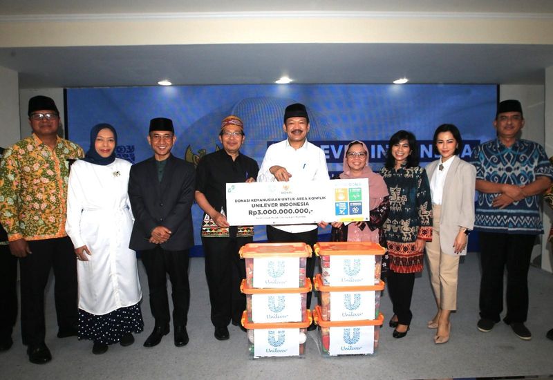 BAZNAS Terima Bantuan Kemanusiaan Rp 3 M dari Unilever Indonesia
