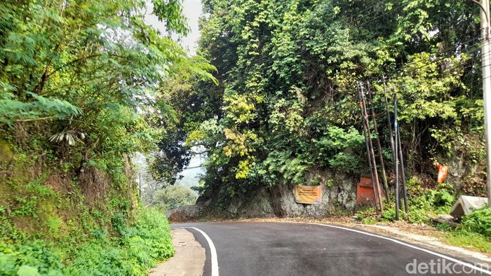 Cadas Lawang Sumedang.
