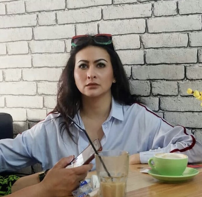 Cantik dan Awet Muda, Diana Pungky Doyan Makan Kebab hingga Pizza