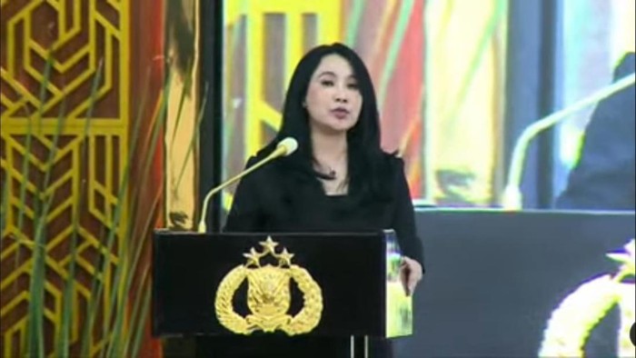 Direktur Komunikasi Indonesia Indicator Rustika Herlambang