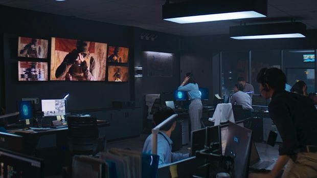 Film 13 Bom di Jakarta buat setting yang realistis mungkin.