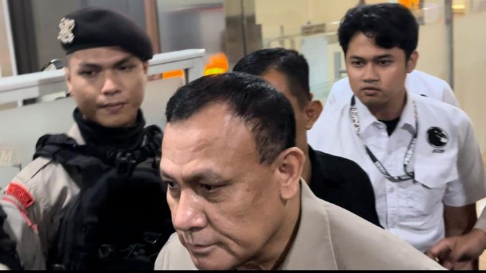 Firli Bahuri bungkam usai diperiksa