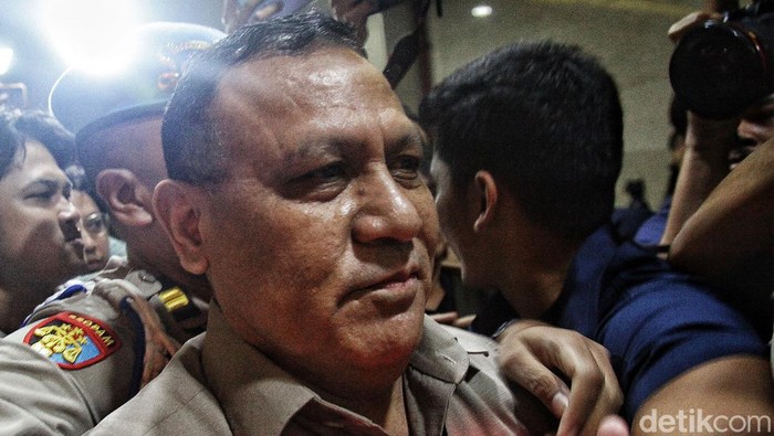 Pengakuan Mengejutkan Seiya Sekata Tentang Aliran Dana dari SYL ke Firli di Sidang dan Polda