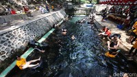 Objek wisata yang dikunjungi Ganjar ini menawarkan berbagai wahana.