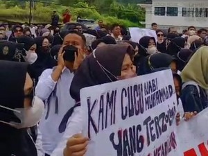 Guru Honorer Kecewa Pj Bupati Kerinci Dinas Luar saat Didemo Hasil PPPK