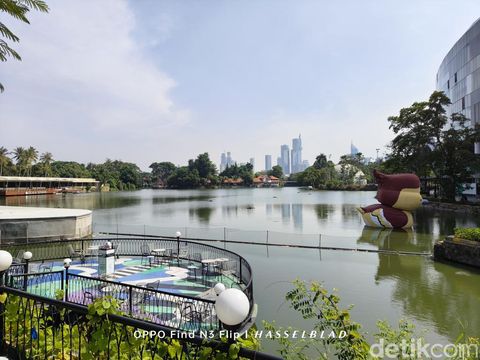 Hasil foto kamera Oppo Find N3 Flip