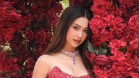 Kepada detikcom, Ira Khayz menyebut tahun 2023 terasa manis dan indah setelah berhasil musik Anang Hermansyah dan Ashanty. (Foto: dok Instagram)