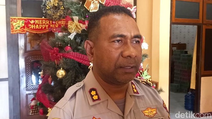 Kapolres Jayapura AKBP Fredrickus WA Maclarimboen. Raymond/detikcom