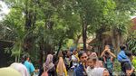 Wisatawan Padati Kebun Bintang Surabaya saat Libur Nataru