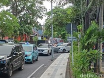 Kuta hingga Uluwatu Makin Macet, Turis Diimbau Pakai Angkutan Umum