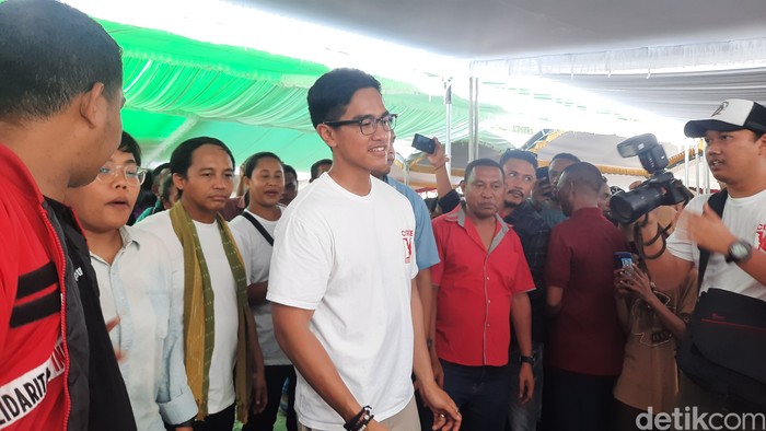 Ketum PSI, Kaesang Pangarep, di Maumere, NTT, 27 Desember 2023. (Annisa Aulia Rahim/detikcom)