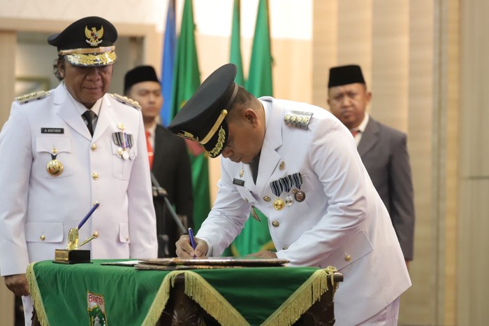 Masa jabatan Wali Kota Tangerang Arief R. Wismansyah dan Wakil Wali Kota Tangerang Sachrudin resmi berakhir untuk periode 2018-2023.