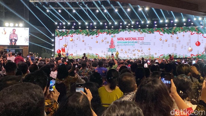 Momen Presiden Jokowi Hadiri Natal Nasional 2023 di Surabaya