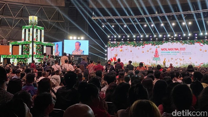 Momen Presiden Jokowi Hadiri Natal Nasional 2023 di Surabaya