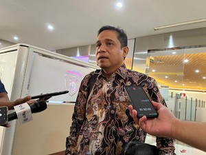 Pengacara Yakin Firli Bahuri Tak Ditahan Hari Ini: Kita Kooperatif