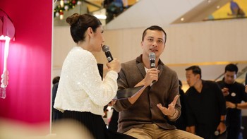 Nicholas Saputra membagikan pengalamannya saat menggunakan OPPO Find N3 dalam sesi talkshow A Foldable Moment. Menurutnya, OPPO Find N3 menjadi partner smartphone foldable yang selalu dapat diandalkan, baik untuk memotret dengan triple kamera kualitas pro, untuk bekerja dengan fitur multitasking kelas PC, maupun menikmati hiburan di layar yang besar. 