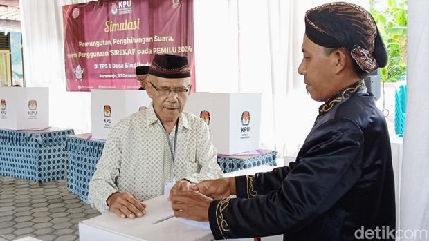 KPU Purworejo Gelar Simulasi Pemilu 2024, Rabu (27/12/2023)
