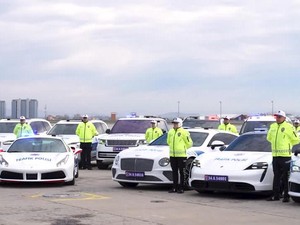 Polisi Turkiye Sulap Mobil Mewah Sitaan jadi Kendaraan Patroli