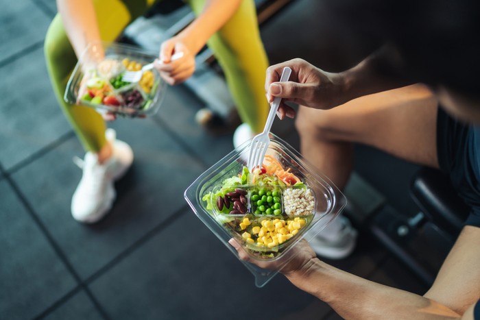 Mau Olahraga? Ini 5 Aturan Waktu Makan yang Tepat