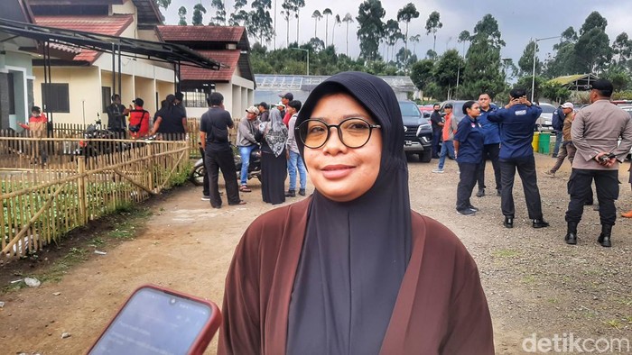 Yani (41) saat bercerita tentang kisahnya yang nyaris jadi korban TPPO. Yani hendak diterbangkan ke Qatar.