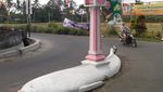 10 Tugu Makanan Unik di Berbagai Daerah, Gerobak Nasgor hingga Petai