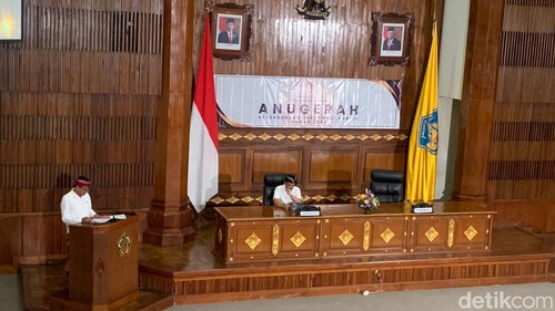 Anugerah Keterbukaan Informasi Publik Tahun 2023 oleh Komisi Informasi Provinsi Bali di kantor Gubernur Bali, Kamis (28/12/2023). (Rizki Setyo Samudero/detikBali)