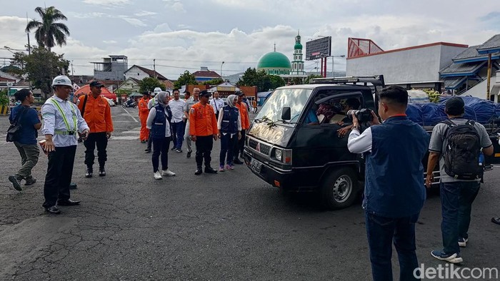 ASDP dan Basarnas gelar patroli di Pelabuhan Ketapang