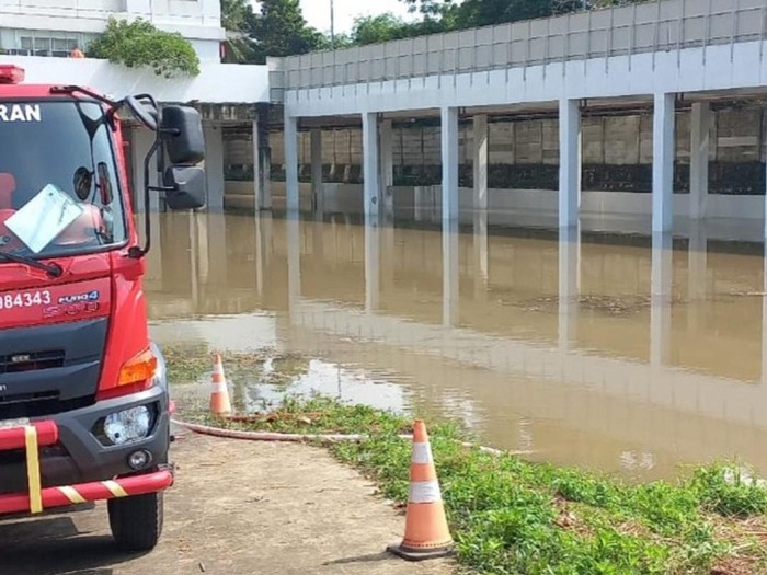banjir basement apartemen di Tangerang/via Instagram @bpbd.kabtangerang