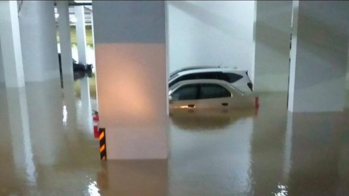 banjir basement apartemen di Tangerang/via Instagram @bpbd.kabtangerang