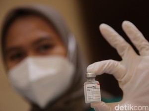 Kemenkes Imbau Vaksin Booster Usai COVID-19 Naik di Singapura, Stok Menipis