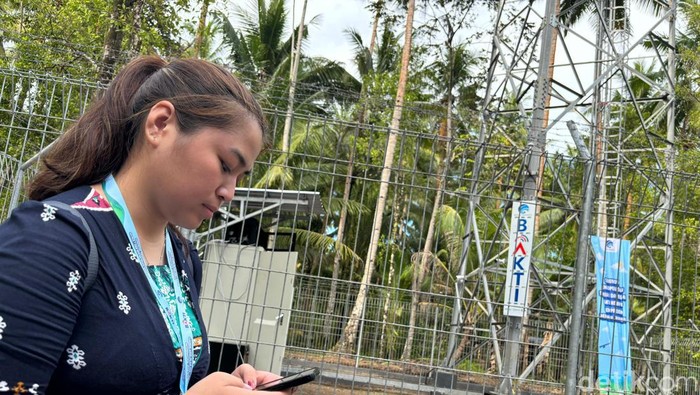 Peresmian pengoperasian BTS 4G Bakti Kominfo dan Satria-1.
