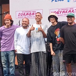 Alasan Lagu Mangu Viral Banget