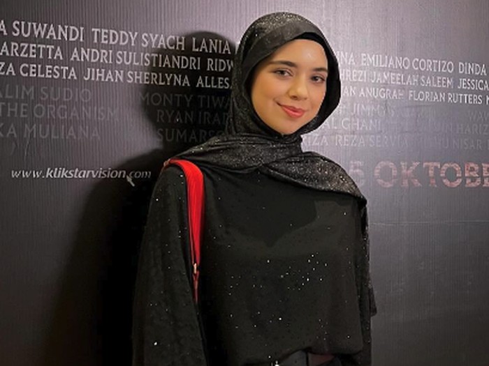 Isabelle Tramp, Putri Ayu Azhari