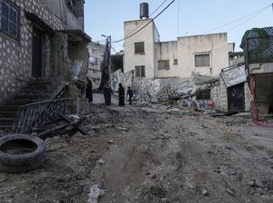 Tentara Israel-Pejuang Palestina Bentrok di Kamp Nur Shams, 5 Orang Tewas